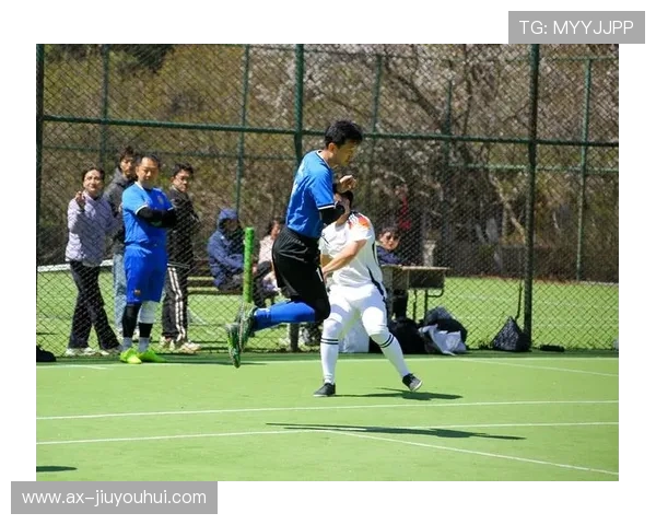 中国足球再创辉煌奋勇拼搏荣获亚洲赛场亚军点燃亿万球迷激情梦想